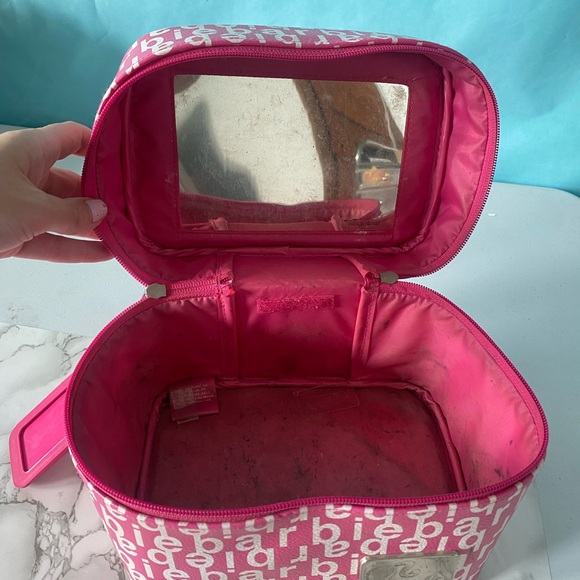 BARBIE Makeup Case - Picture 4 of 4